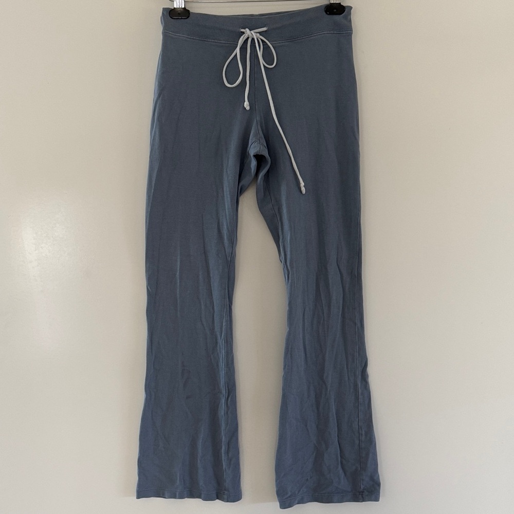 Brandy Melville Yoga Flare Pants Womens Medium Blue Gray Drawstring - Picture 2 of 8